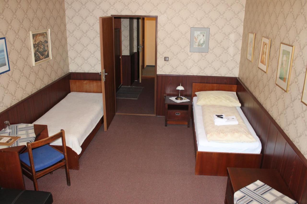 Hotel Pansky Dum Zamberk Žamberk Exterior foto